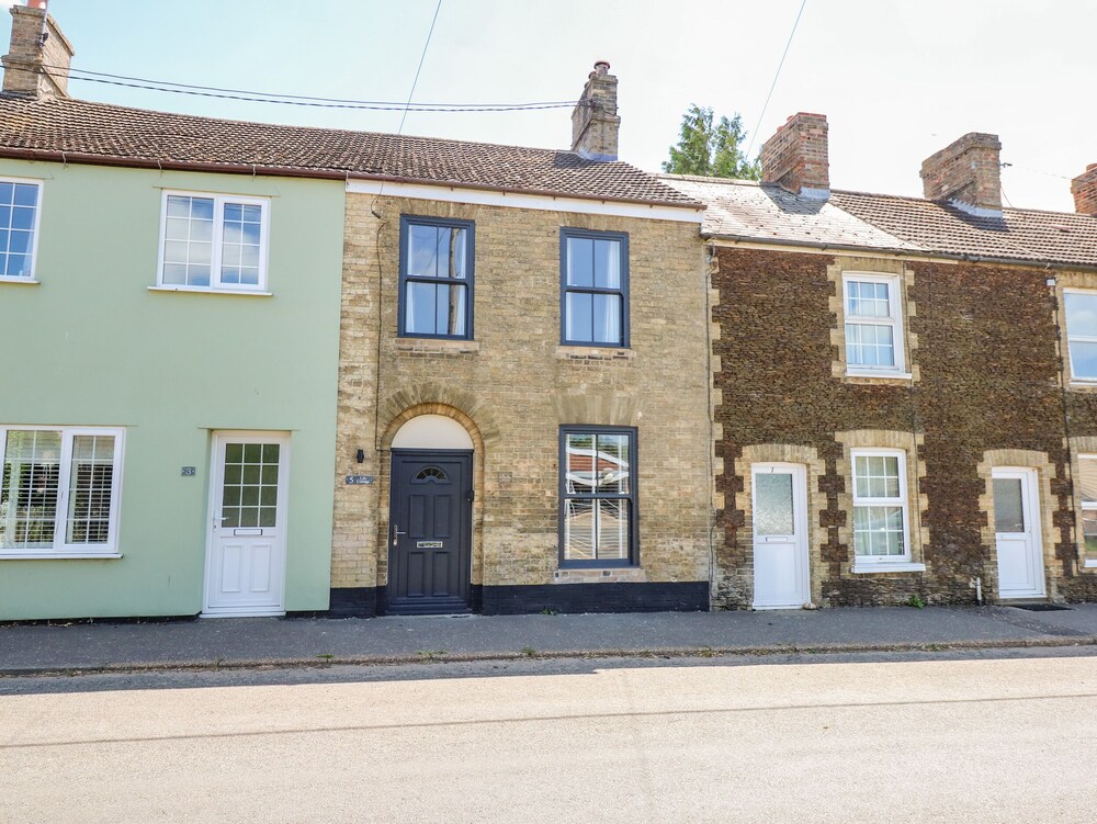Lily Cottage — 4-Star Luxury Hotel in Downham Market, United Kingdom