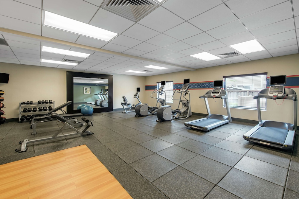 Hampton Inn & Suites Arcata - photo 46