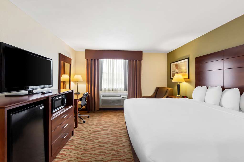 Best Western Dayton - photo 11