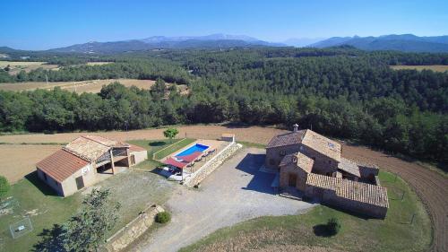 Casa Rural Sant Joan — 4-Star Luxury Hotel in Olius, Spain