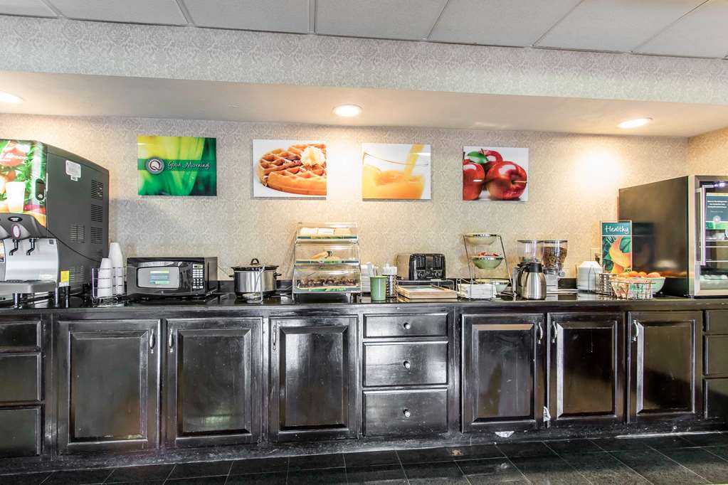 Quality Inn & Suites Memphis East - photo 27
