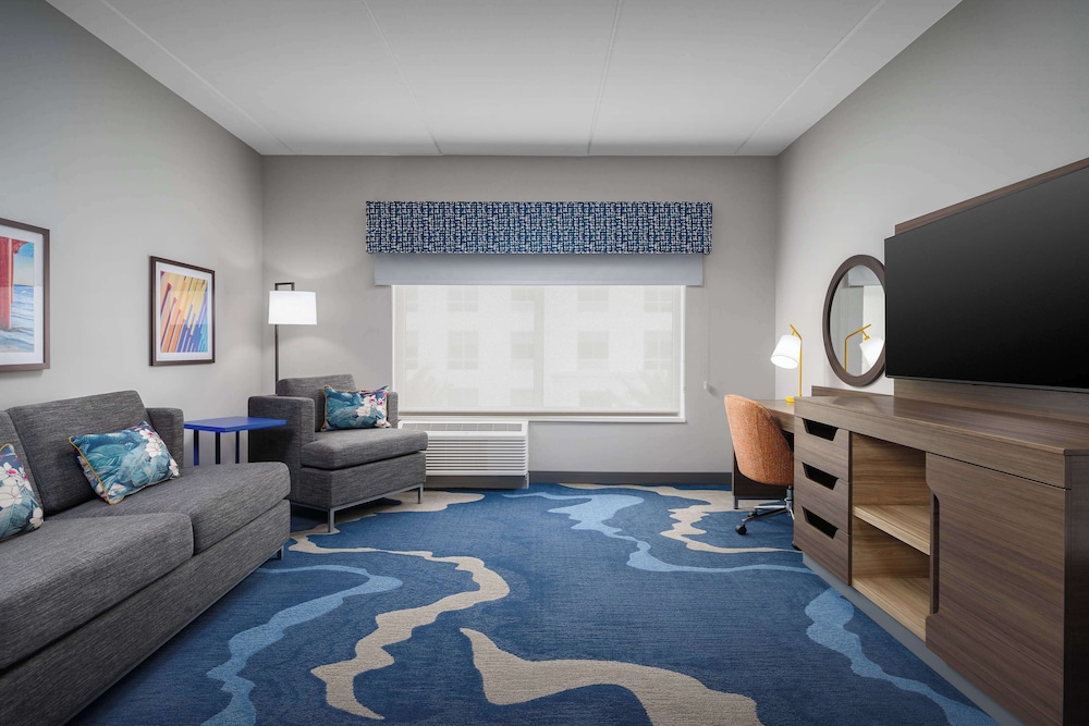 Hampton Inn and Suites by Hilton Naples South - photo 22