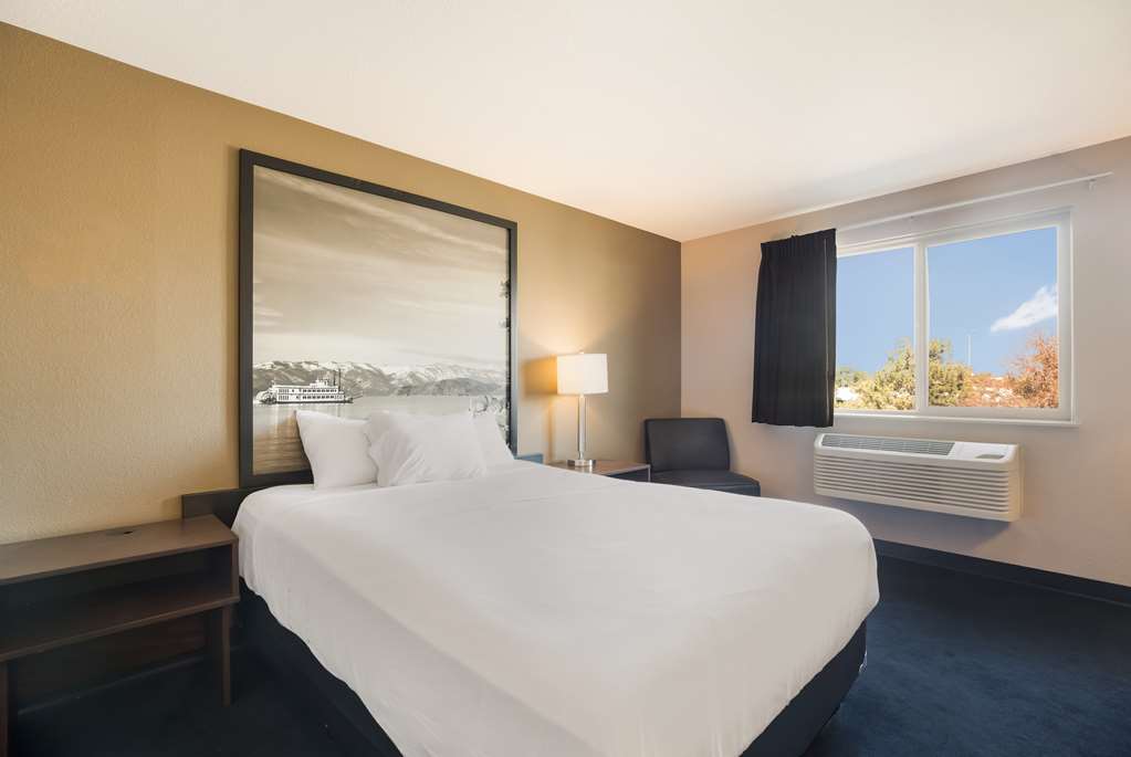 Americas Best Value Inn Sparks - photo 12