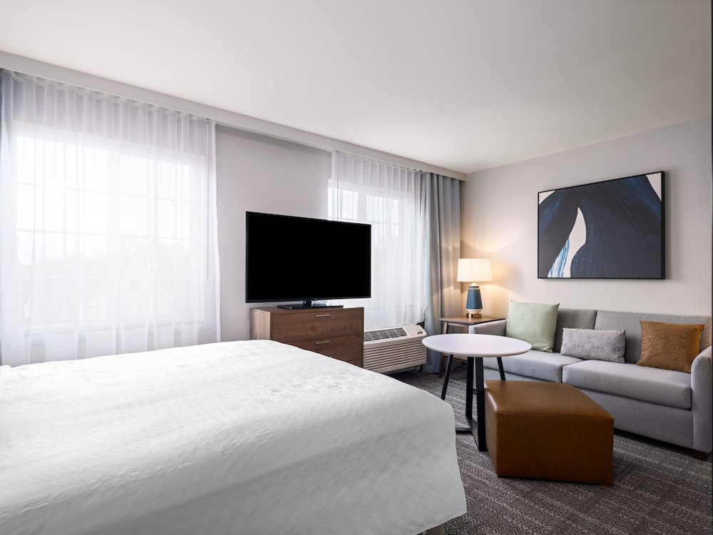 Staybridge Suites Rochester University by IHG - photo 8