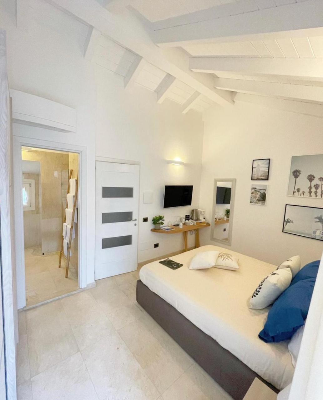 Corso Umberto Rooms — 4-Star Luxury Hotel in Olbia, Italy