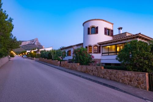 Sa vinya - carbon neutral hotel in Unknown City