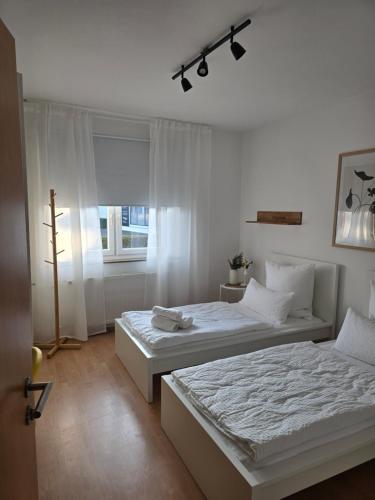 BOARDINGHOUSE PD25 ALTE FEUERWACHE I Unterkunft mit Einzel und Doppelzimmer I 3min CityHospital I Monteure I Smart TV I Einzelbetten I Küche I Gemeinschaftsraum I Wasch I P — hotel in Ibbenbueren