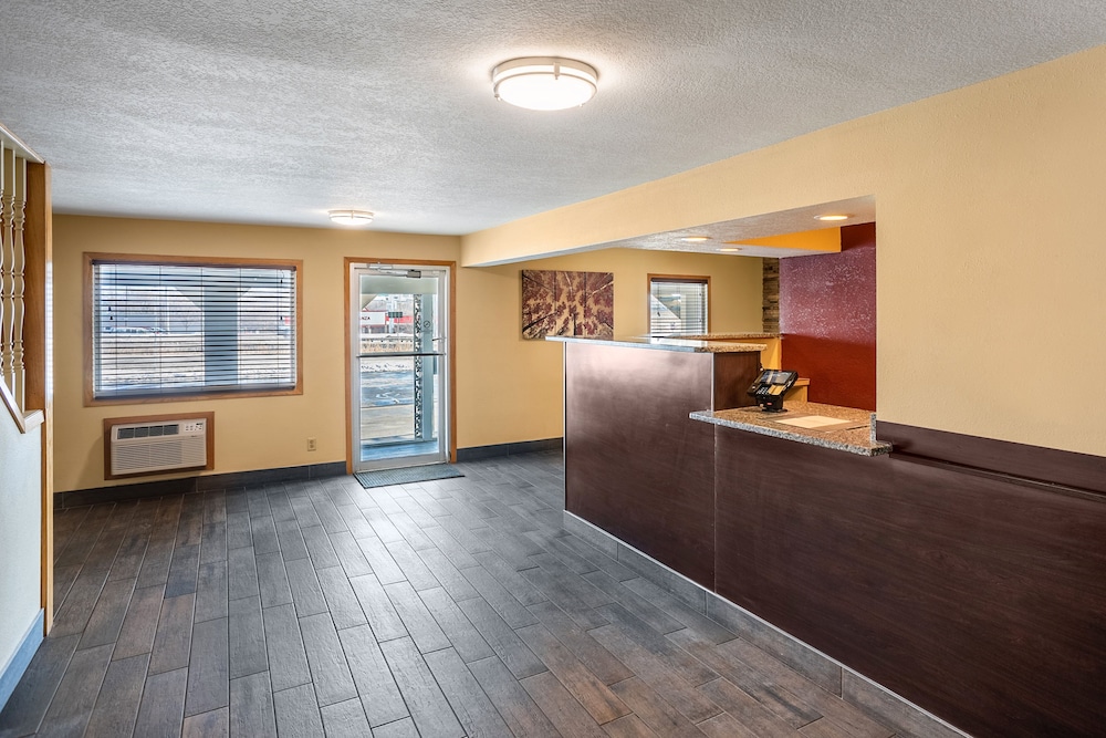 Red Roof Inn Des Moines - photo 4