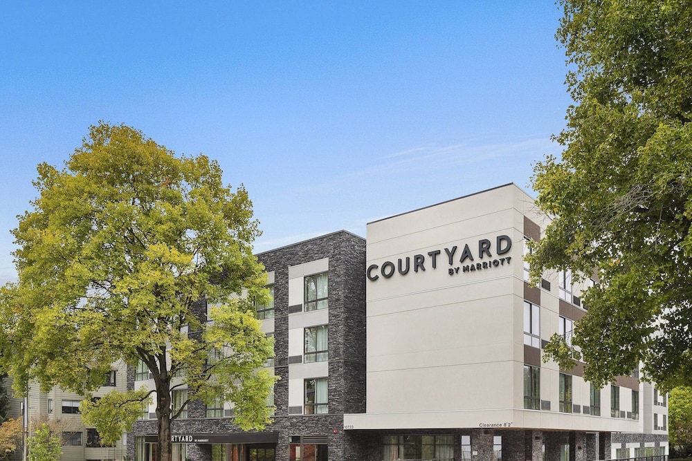 Courtyard By Marriott Seattle Northgate - featured photo