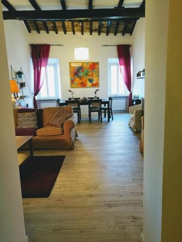 Lo Chalet di Trastevere — 4-Star Luxury Hotel in Rome, Italy