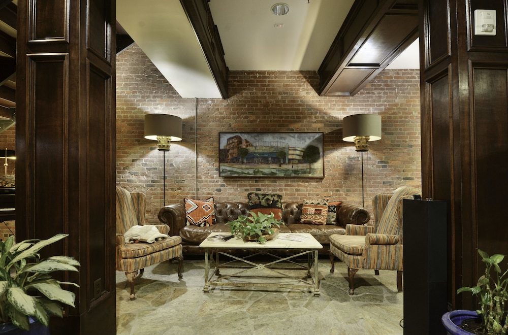 The Remington Suite Hotel and Spa - photo 4