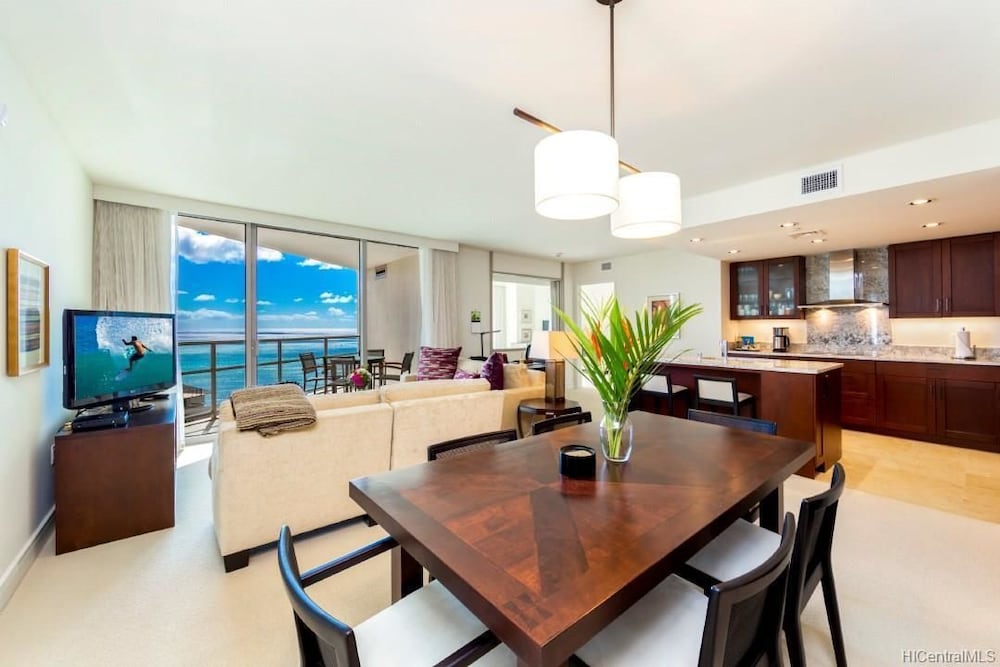 Jet Luxury at The Trump Waikiki - photo 29