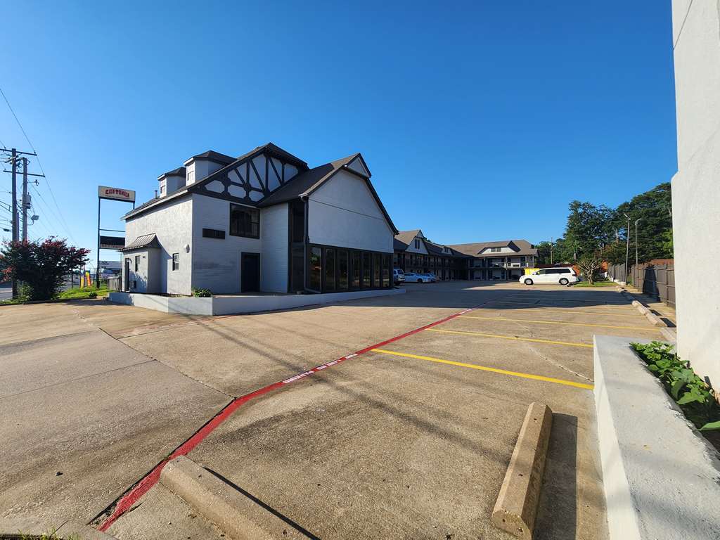 Americas Best Value Inn Longview - photo 6