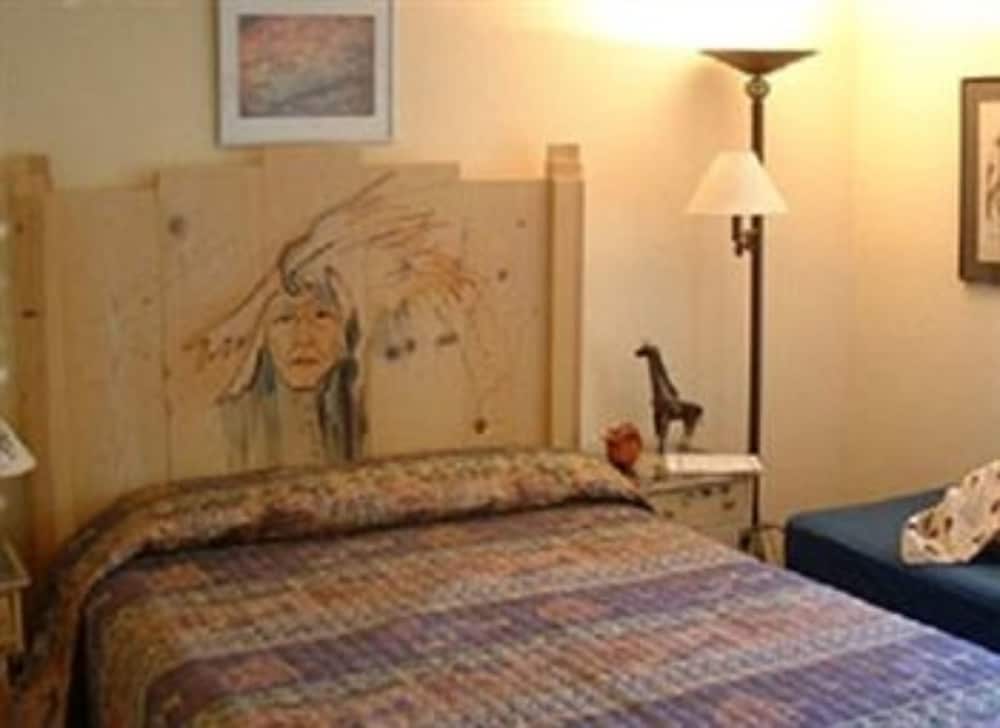 Bed and Bagels of Tucson - photo 14