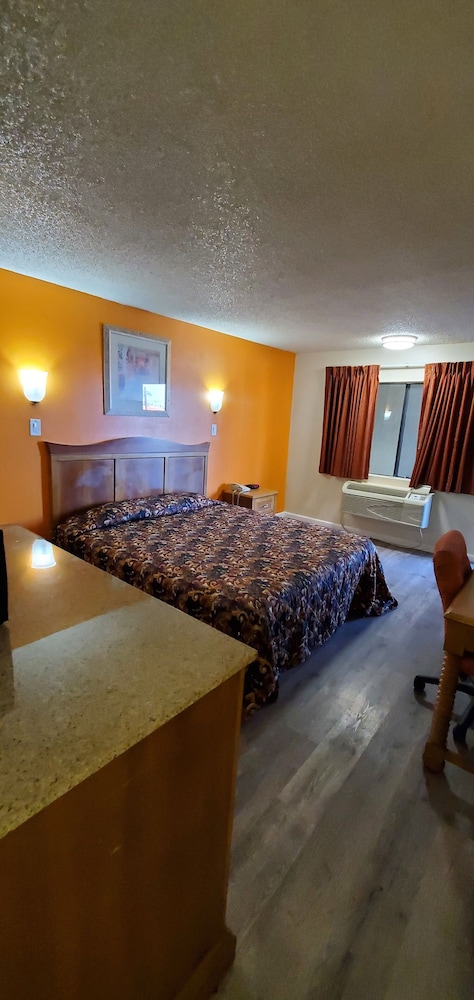 Anaheim National Inn - photo 37