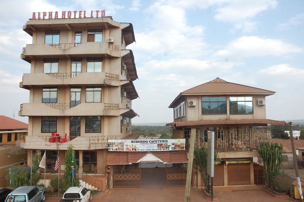 Alpha Hotel — hotel in Geita
