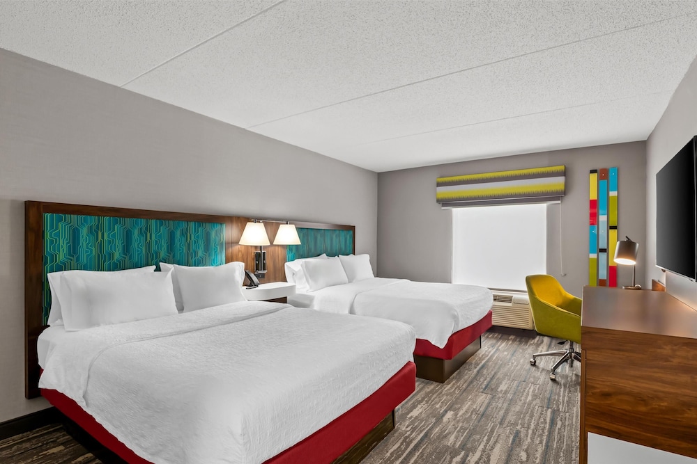 Hampton Inn & Suites Richmond Virginia Center - photo 14