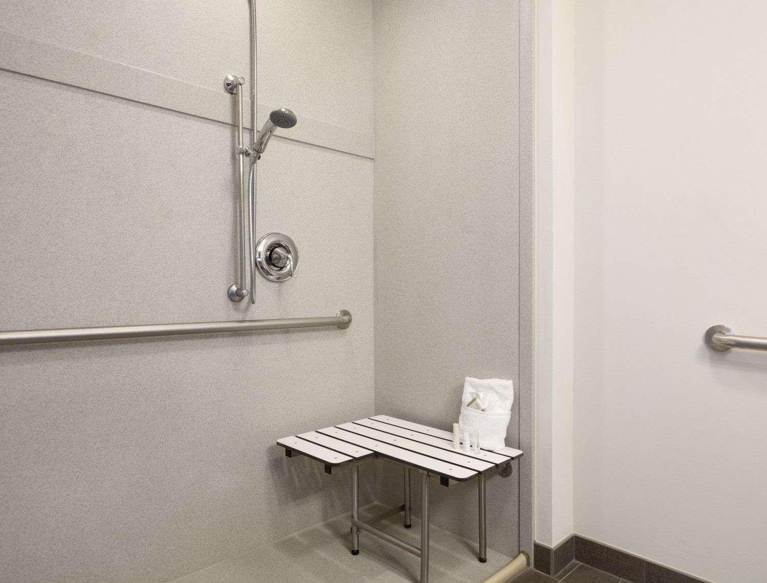 PetroStay Inn & Suites Cotulla - photo 16