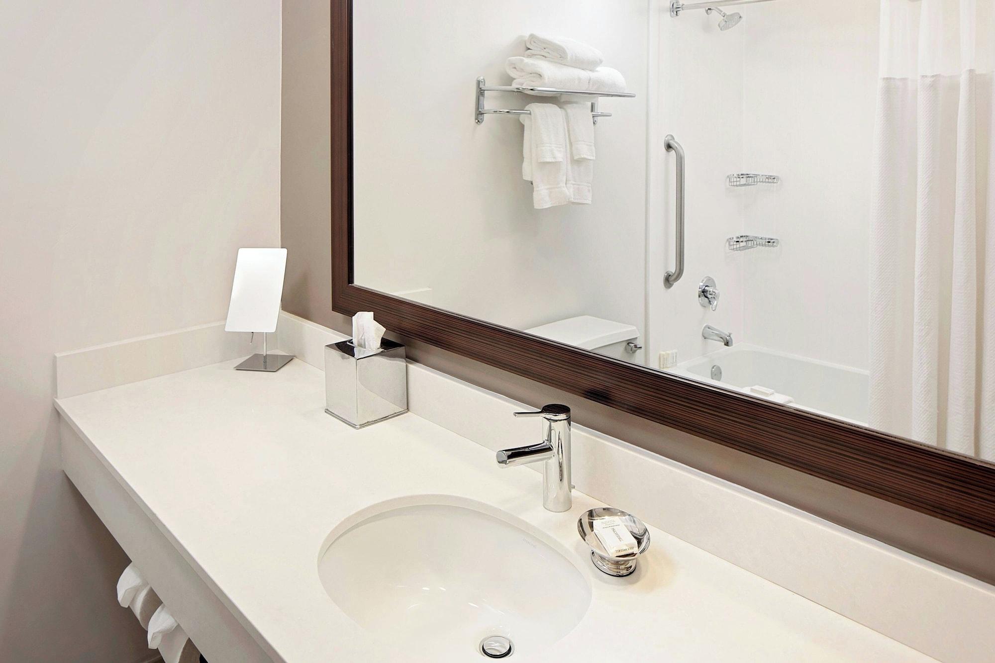 Courtyard by Marriott Fort Lauderdale North Cypress Creek - photo 28