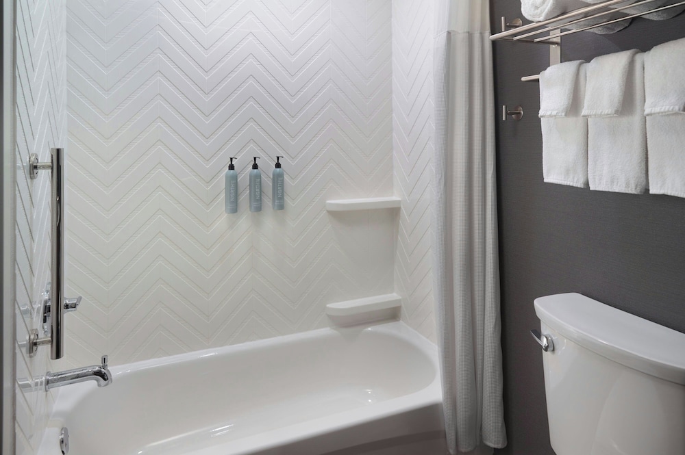 Courtyard by Marriott Atlanta Dunwoody - photo 44