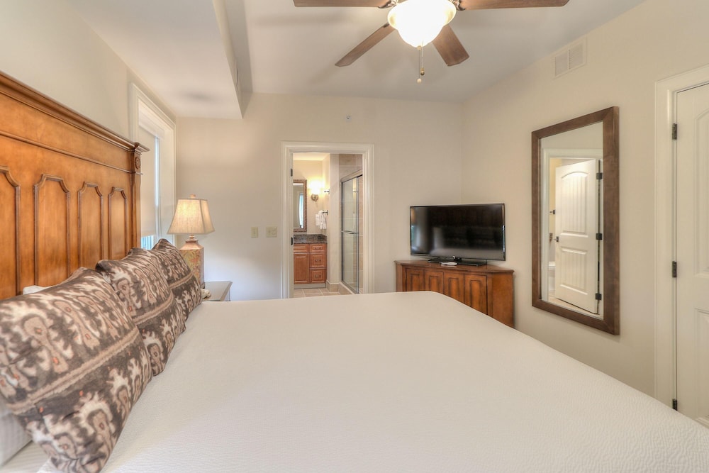 RiverStone Condo Resort & Spa - photo 10