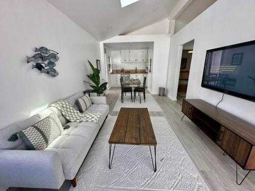 Beachside 2BR close 2 sand town — 4-Star Luxury Hotel in Laguna Beach, United States