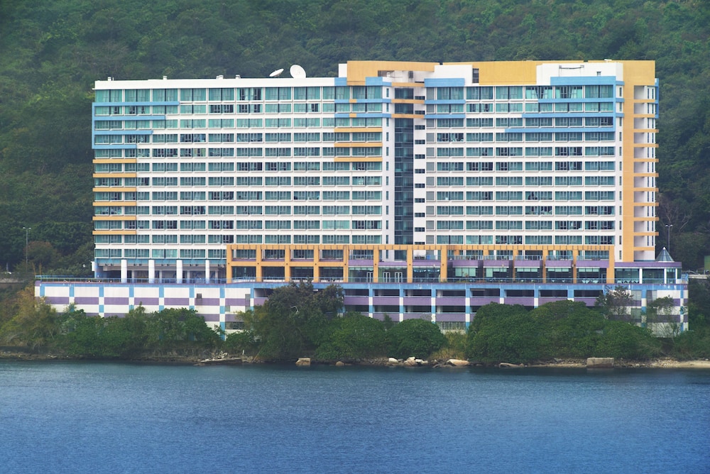 Grand Bay View Hotel — hotel in Tsuen Wan