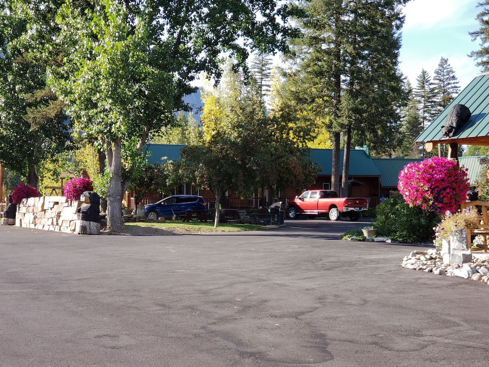 Riverfront Motel - photo 119