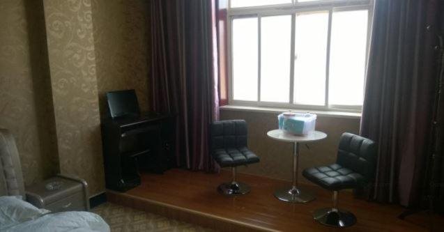 Jinyuan Business Hotel — hotel in Wafangdian
