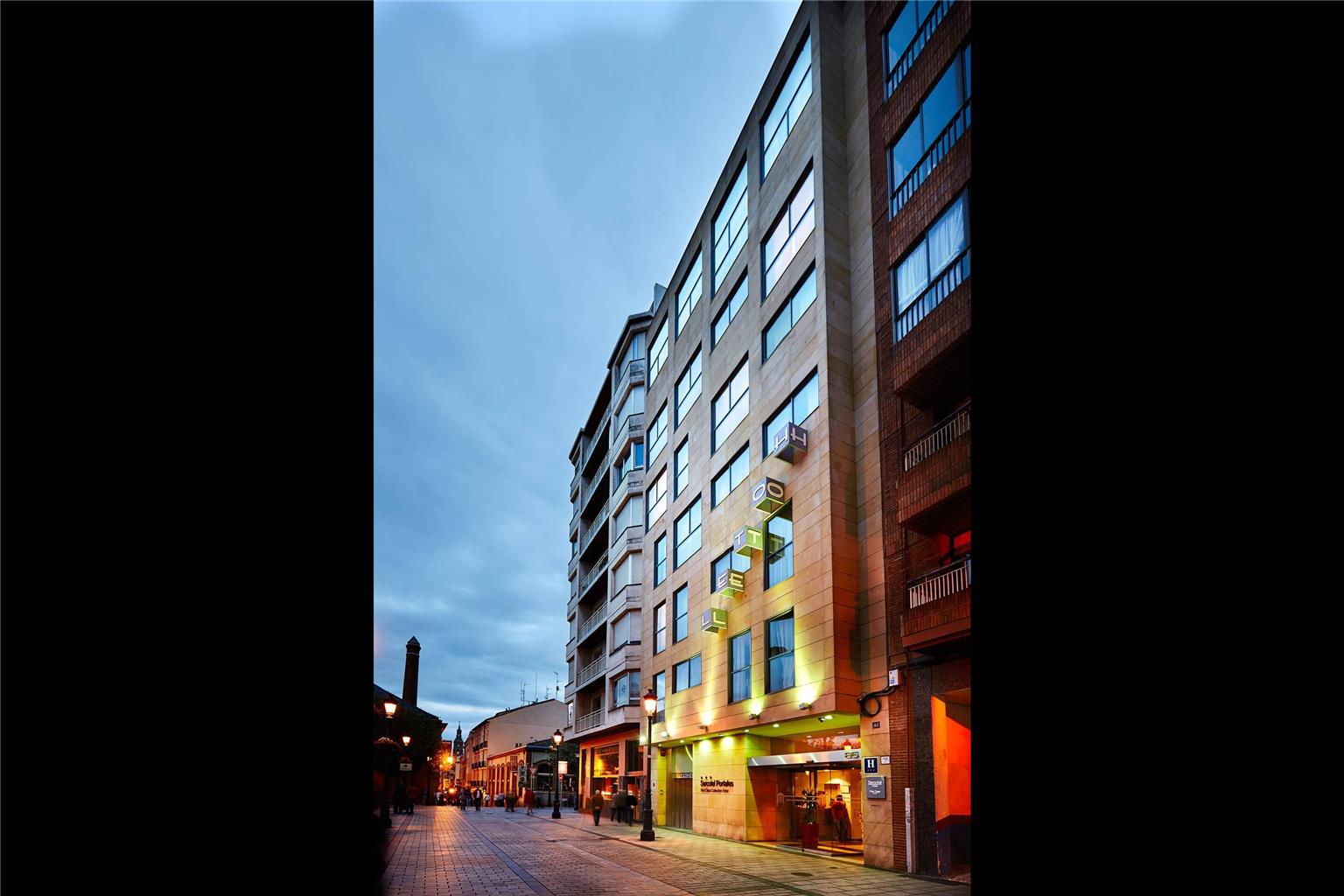 Hotel Sercotel Portales — Logrono — photo 2