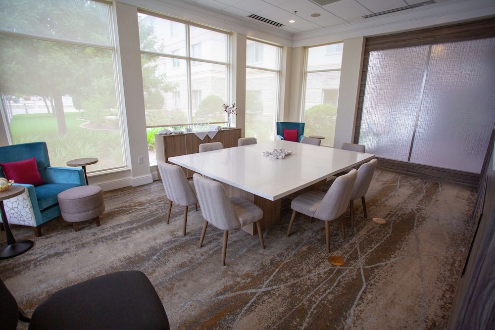 Hilton Garden Inn Temple Medical Center - photo 59