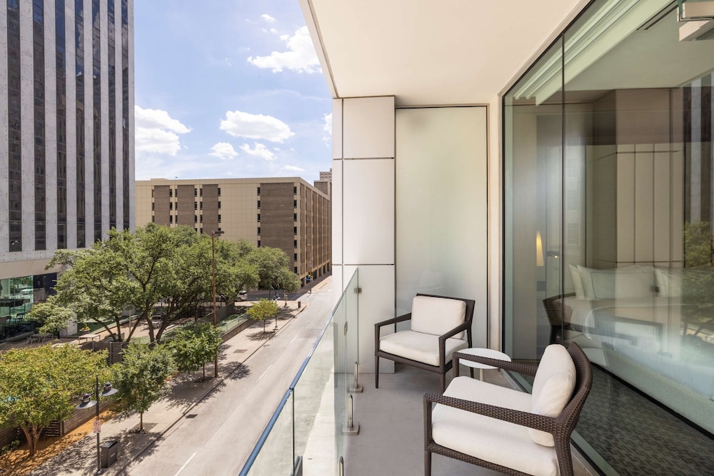 The Statler Dallas Curio Collection By Hilton - photo 39