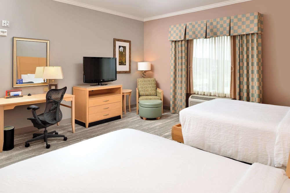 Hilton Garden Inn Denton - photo 14