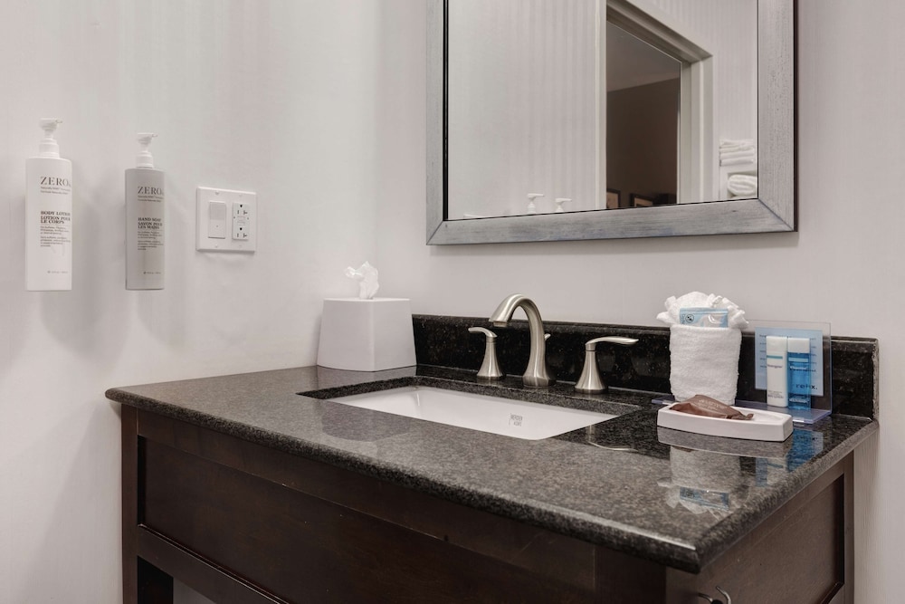 Hampton Inn Natchitoches - photo 23