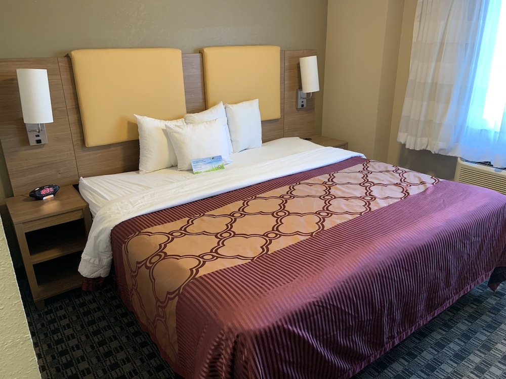Days Inn by Wyndham Brooklyn Borough Park - photo 17