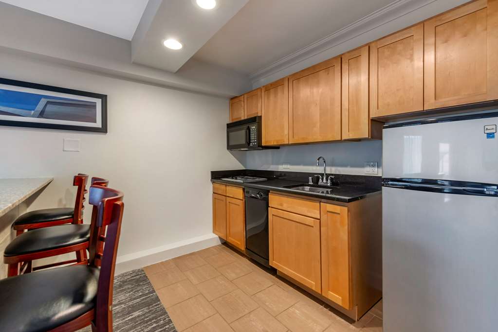 Best Western Premier Denver East - photo 15
