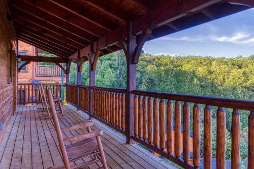 Living The Dream Mtn Views Theater Room 560 FREE tickets each paid day - photo 34