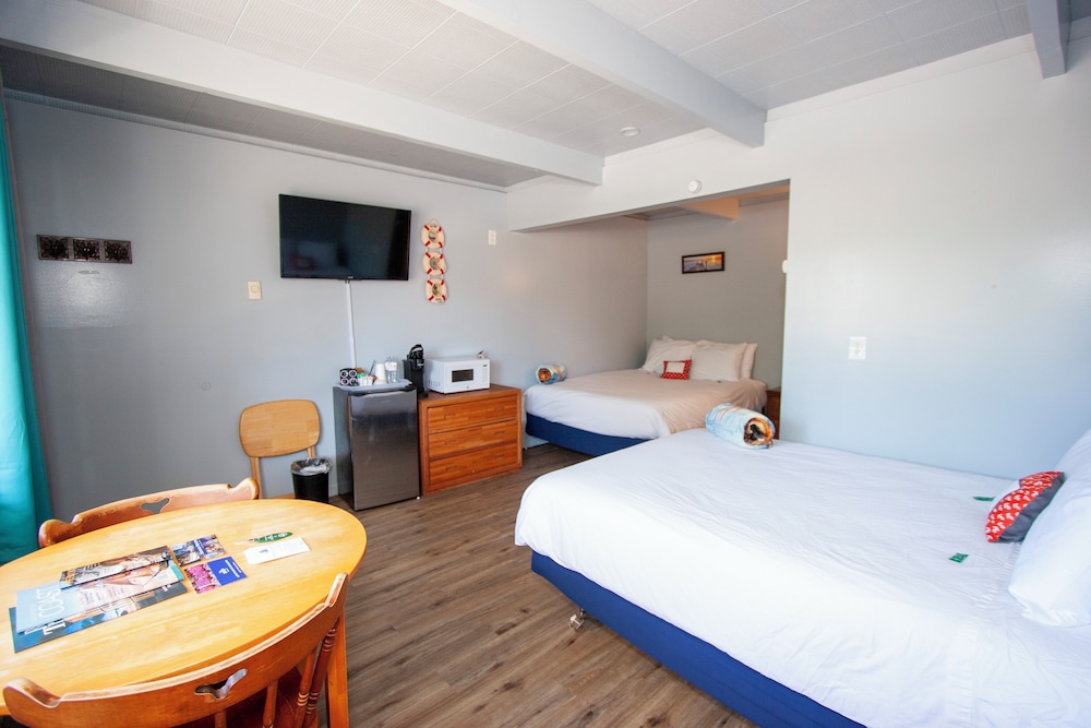 Pacific Motel and RV - photo 6