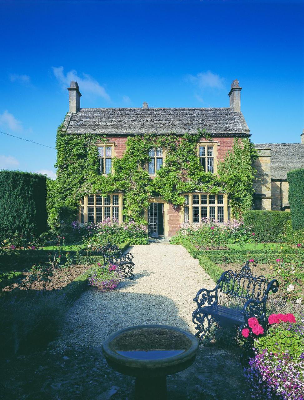 Mill Hay Country House — 5-Star Luxury Hotel in Broadway, United Kingdom