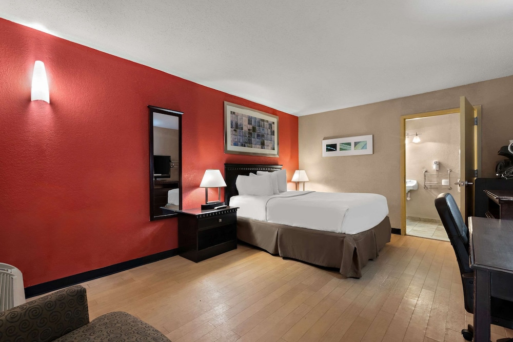 Quality Inn Wayne - photo 13