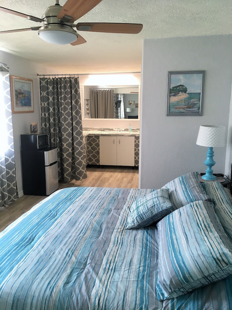 Capri Beach Hotel - photo 30