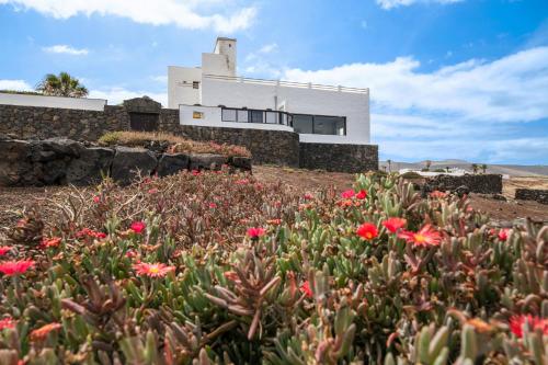 Playa Marina Eco Beach Villa — 4-Star Luxury Hotel in Haria, Spain