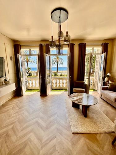 Le Petit Palace - carbon neutral hotel in Nice