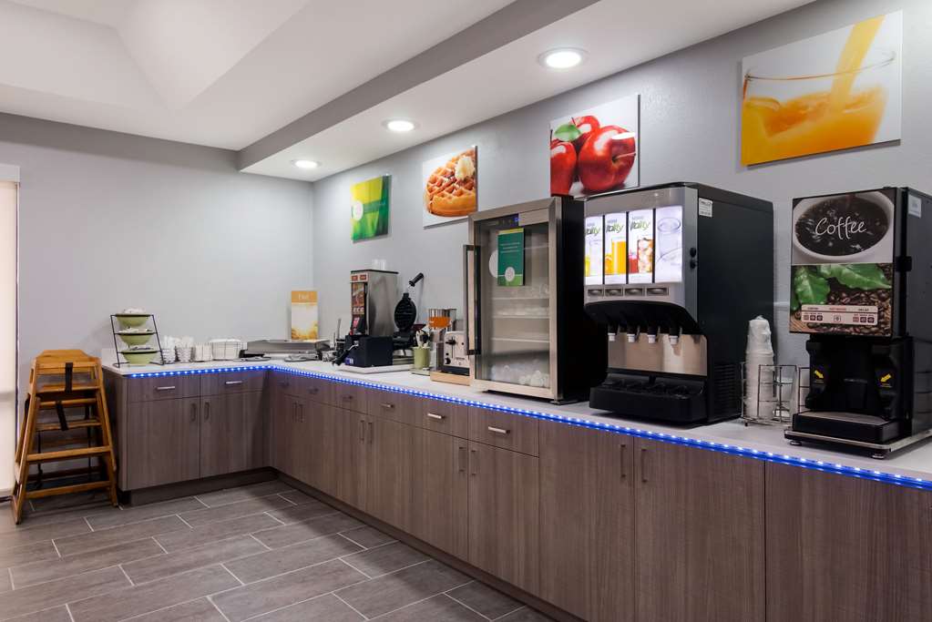 Quality Inn near Casinos and Convention Center - photo 21