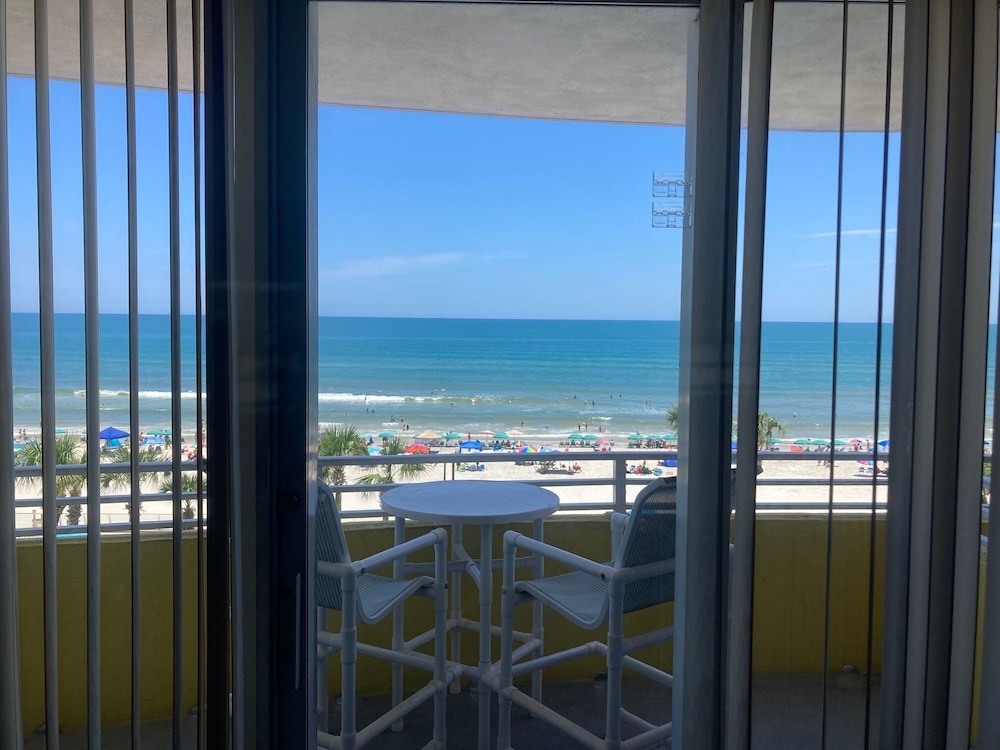 Ocean Walk Resort - photo 81