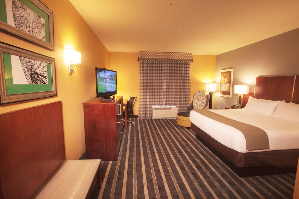 Holiday Inn Express & Suites Perry National Fairground Area #34 by IHG - photo 15