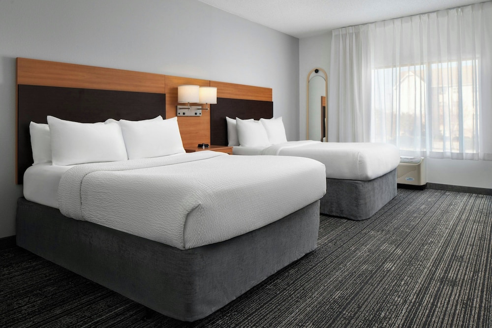 TownePlace Suites by Marriott Florence - photo 13