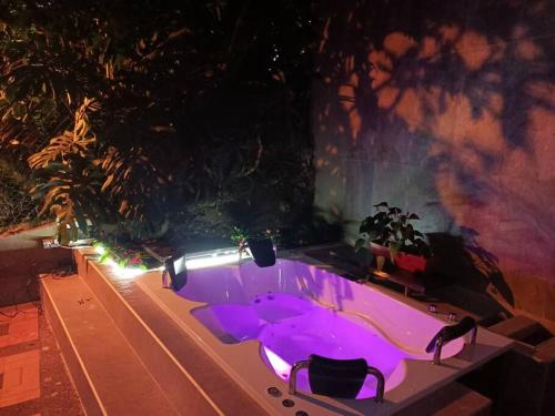 Aparta Hotel LOFT Campestre Jacuzzi Poblado apt 107 in Medellin, Colombia