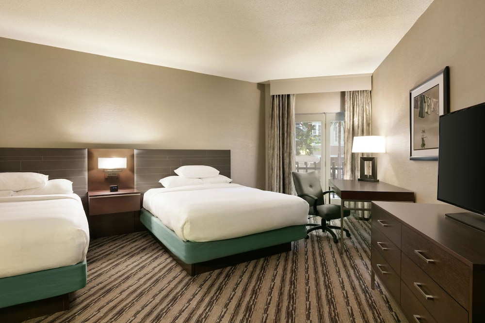 DoubleTree Resort by Hilton Lancaster - photo 20