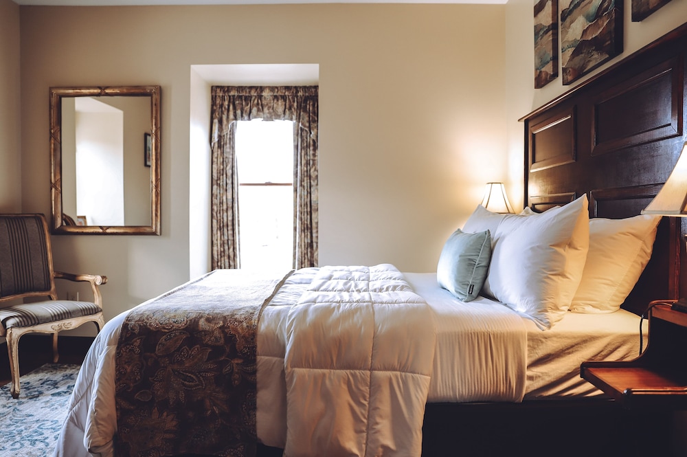 Tom Quick Inn - photo 38